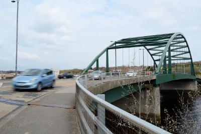 Scotswood Bridge eastbound flyover Eastbound traffic on Scotswood Bridge