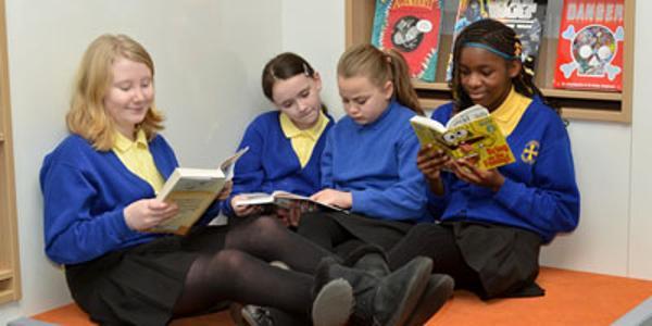 Children in the Central Junior Library 400 x 200