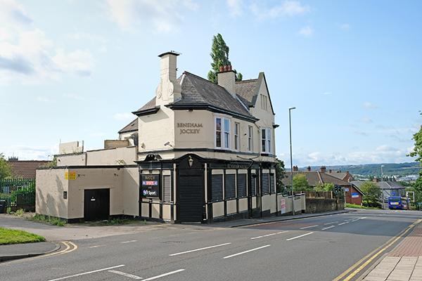 Pub on Bensham Road