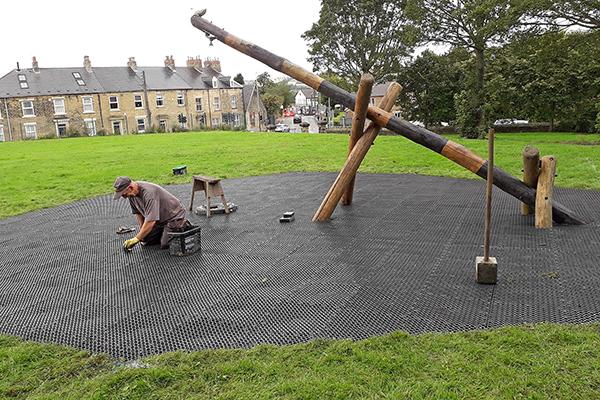 New swing in park