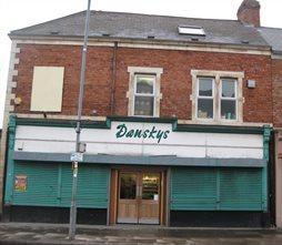 Coatsworth-Rd-Danskys-Before-Cropped-254x221
