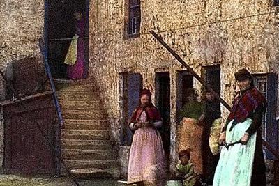 Folk 400 x 267