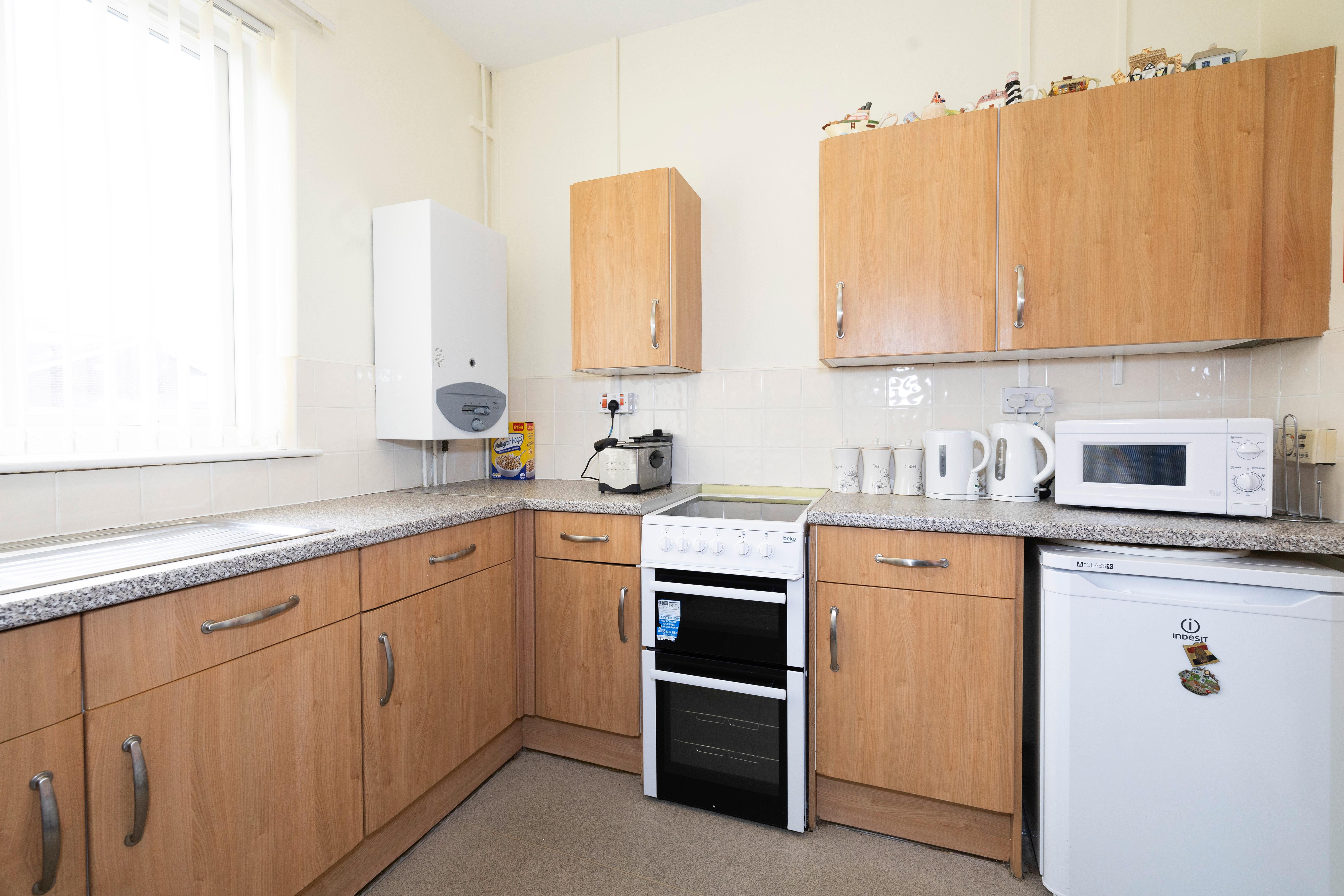 Rydal Crescent communal kitchen