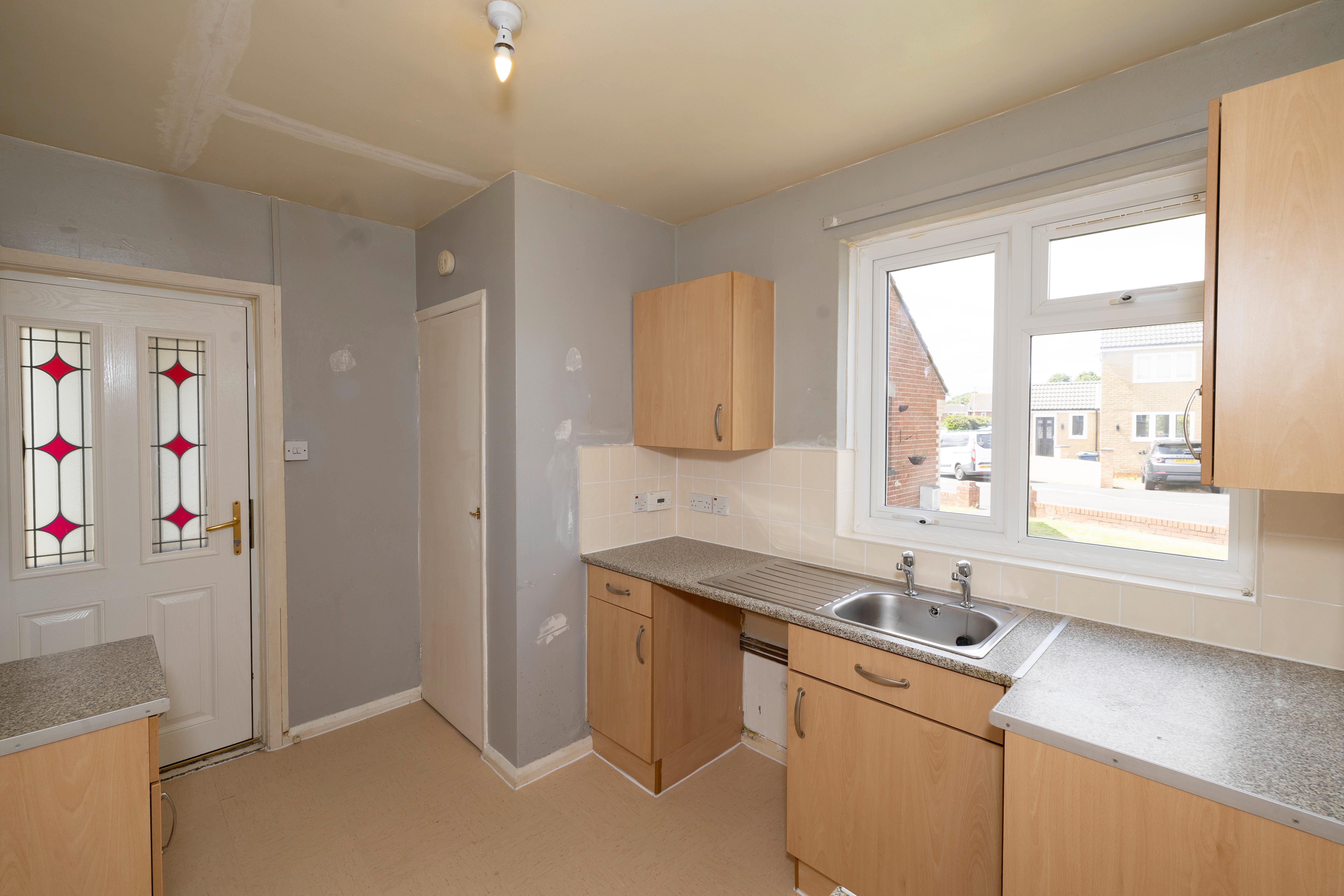 Rydal Crescent property kitchen empty