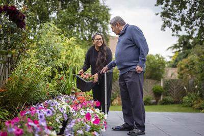 GARDENING STOCK PHOTO GARDENING STOCK PHOTO