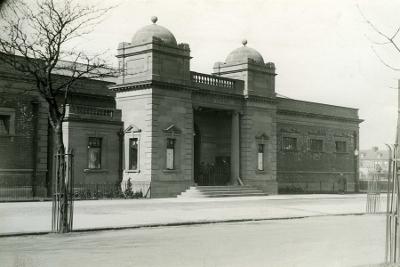 Gateshead Library 1926 (900x600)